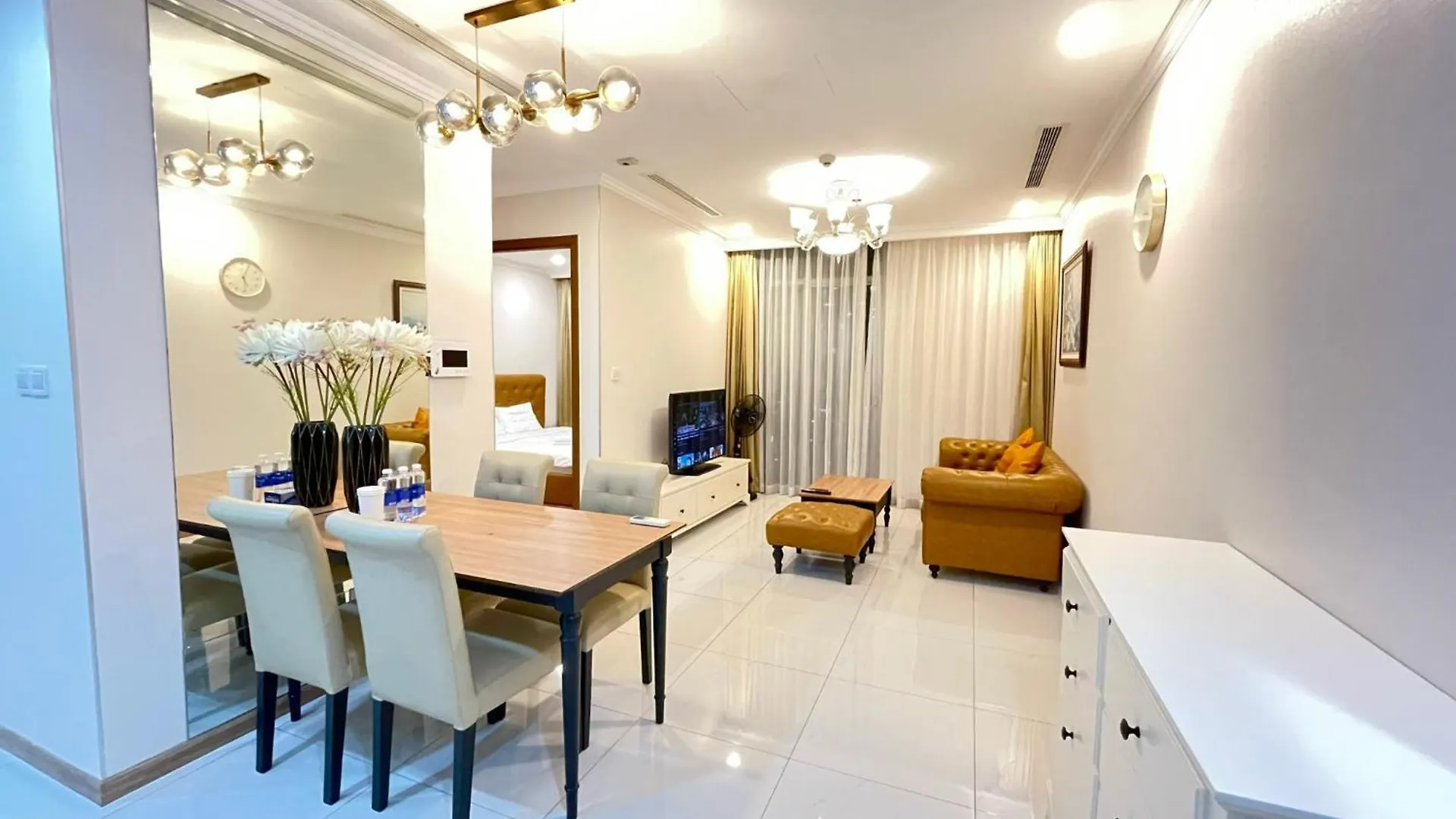Vinhomes Lux Stay contacts