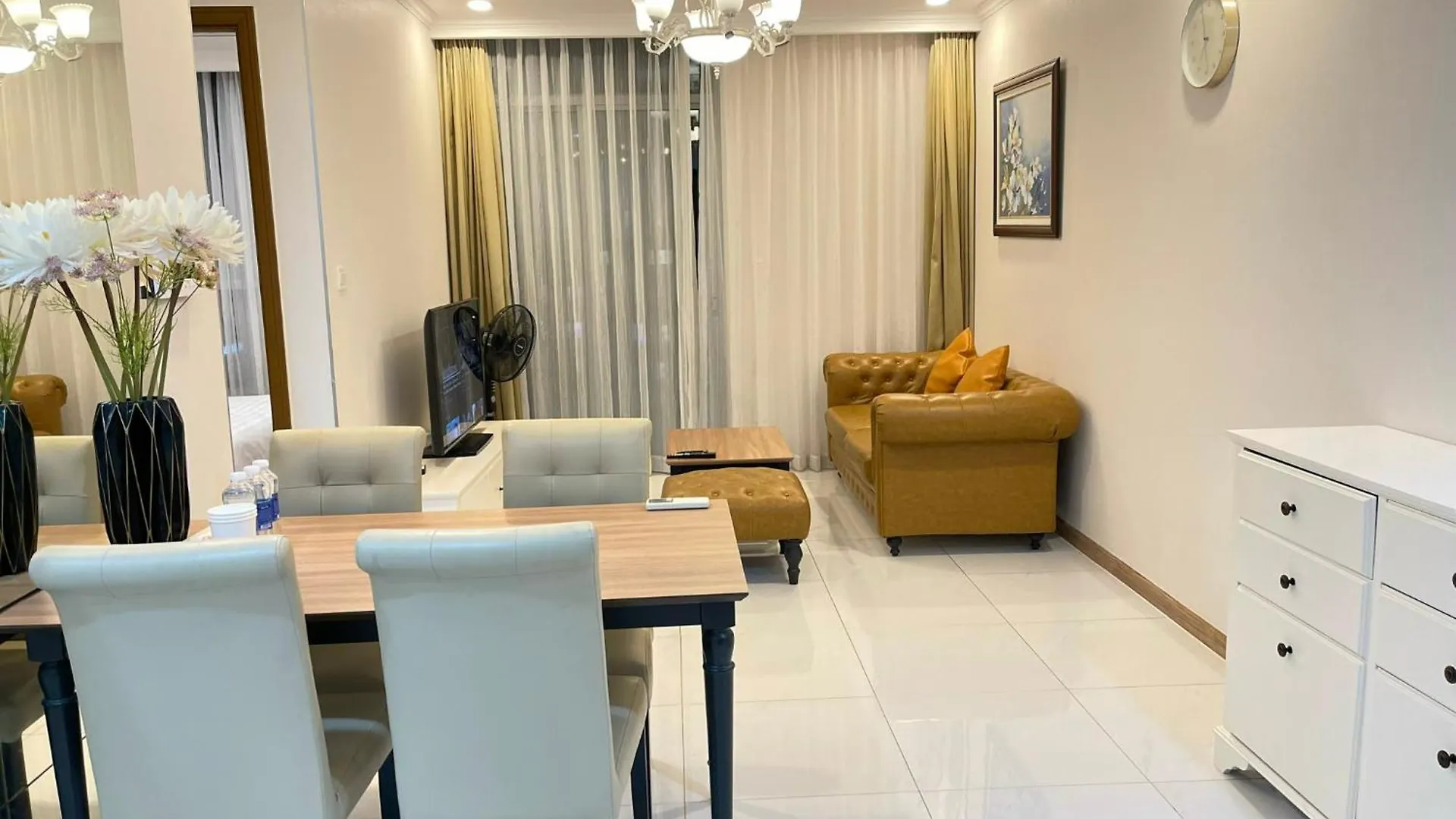 Apartment Vinhomes Lux Stay Ho Chi Minh City